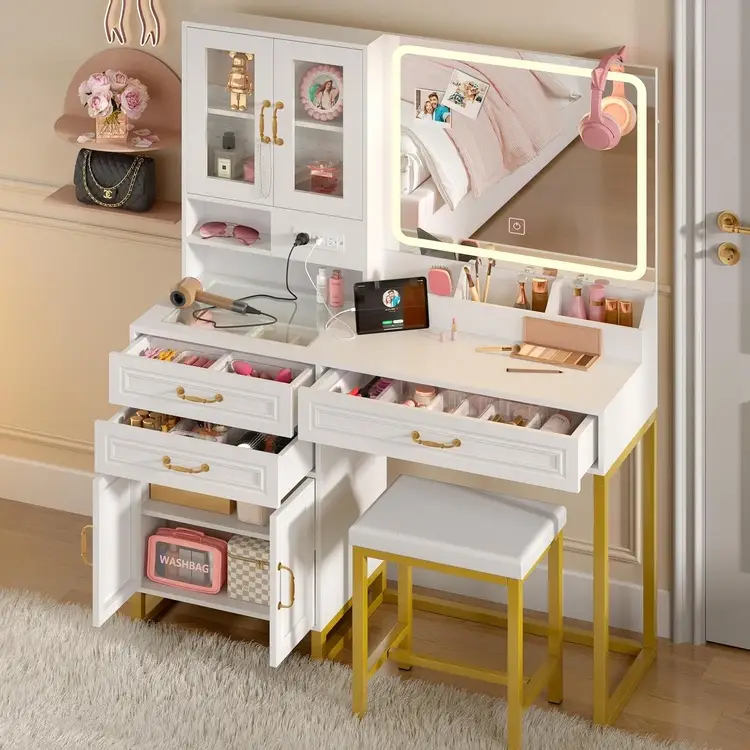 newownds makeup vanity with lights 750x750